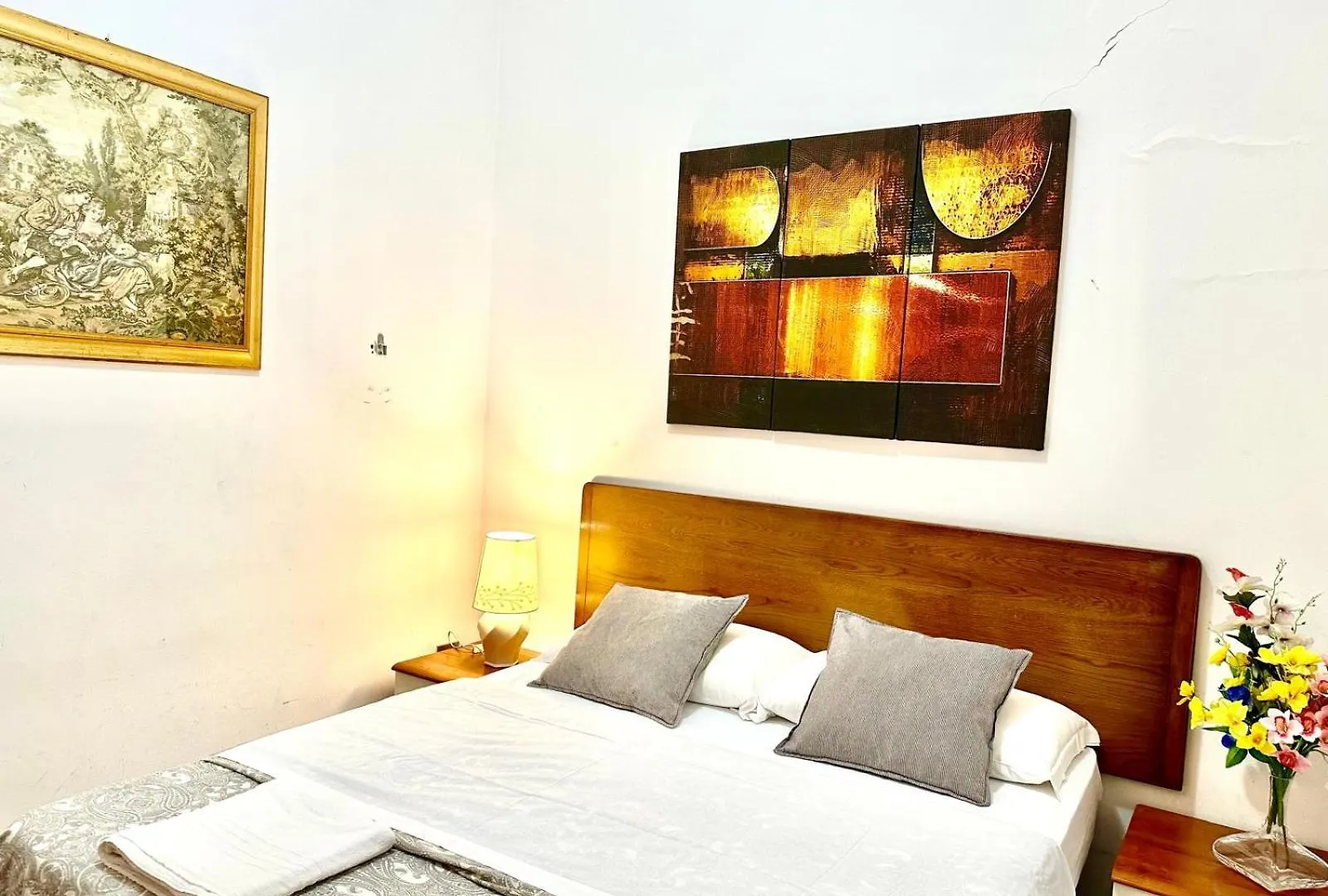 Colosseum Luxury Room Rome 0*,  Italy